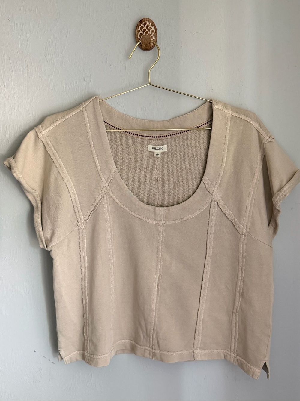 Pilcro Short Sleeve Scoop Neck Top in Cream-Taupe